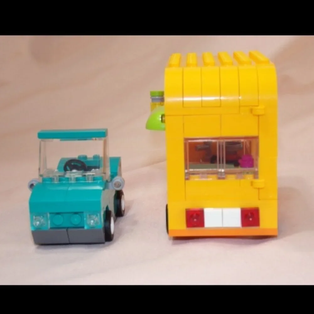 LEGO Animal Crossing 77054 Leif's Car & Live in Garden Trailer & Manual No Minis